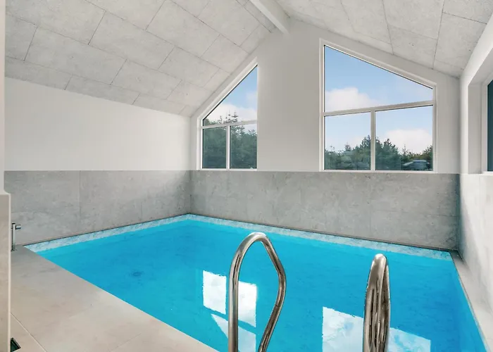 Gorgeous In With Jacuzzi Semesterbostad *