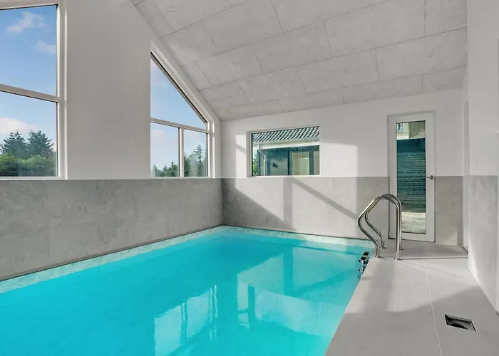 Gorgeous In With Jacuzzi Semesterbostad Blokhus